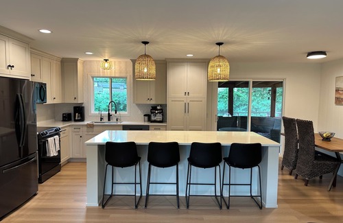 Hastings House | Charming Hastings, MN 3-bedroom, 2-office house in quiet cul-de-sac w/AC & WiFi