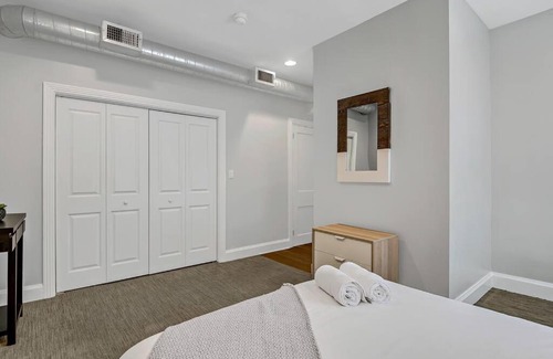 Downtown Harrisburg Apartment | Charming HBG Haven: Cozy 1BR Apt