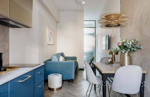 Piasek Południe Apartment | Charming Hideaway with Relaxing Bathtub