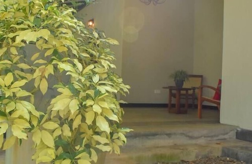 Ambalangoda Villa | Charming & historical 3-Bed Bungalow in Hikkaduwa