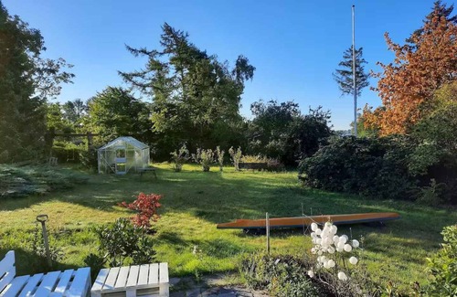 Kirke Hyllinge House | Charming holiday home with a large, lovely garden