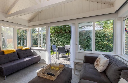 Oostkapelle House | Charming holiday home in Oostkapelle close to the beach and forest