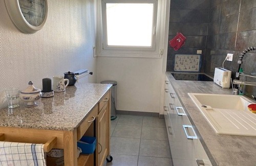 Royan House | Charming Holiday Home with Garden View, Terrace, Balcony & Parking in Royan