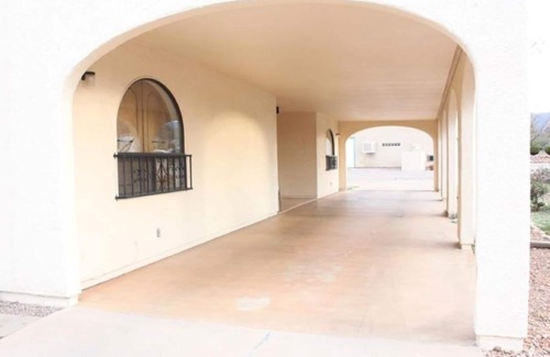 Sierra Vista House | Charming home in Country Club Estates