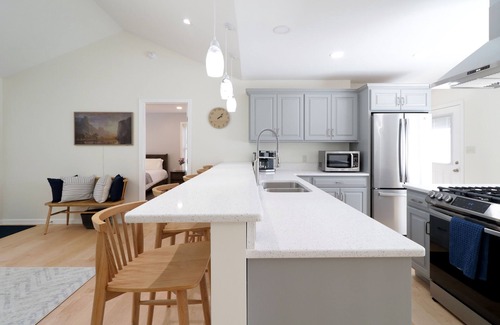 Park Forest Village House | Charming home near PSU - built for memorable game days and family visits