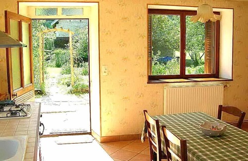 Bourg-de-Sirod House | Charming HOUSE COMTOISE, spacious, large garden, private parking