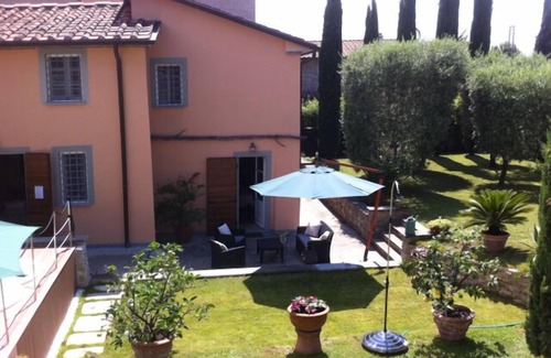 Querceta House | Charming House - FORTE DEI MARMI - 3 bedrooms 6 sleeps