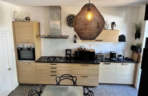 Lucon House | Charming house of 280m2 with heated swimming pool .