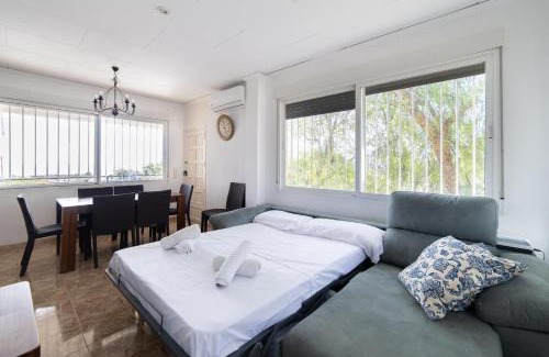 Catadau Villa | Charming house with private tennis court and pool