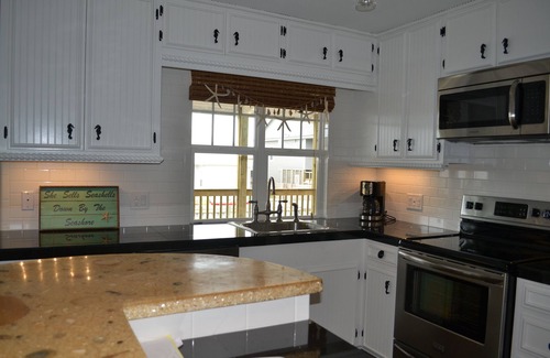 Key Allegro House | CHARMING KEY ALLEGRO WATERFRONT HOME, BOAT DOCK, DECKS, KAYAKS, PADDLE BOARDS!