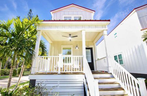 Bradenton House | Charming Key West style cottage in downtown Bradenton - Key Lime Cottage