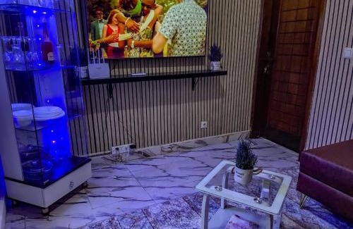 Barumbu Apartment | Charming Kinshasa Apartment in Gombe - Entire House for Rent