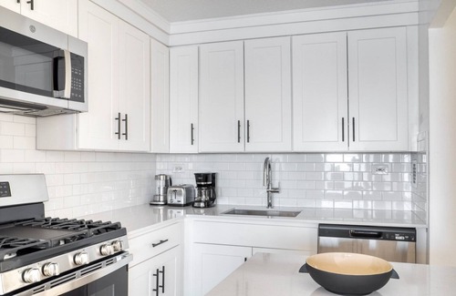 Peter Cooper Village Apartment | Charming Kips Bay 2BR w/W/D, Doorman & Roof, nr Bellevue, by Blueground