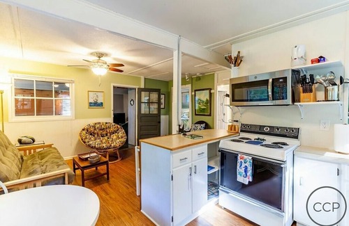 Montague Cabin | Charming Lake Michigan Cottage