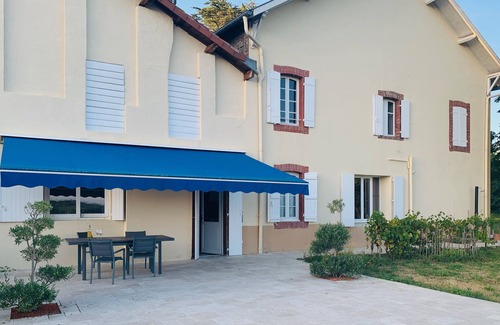 Panjas House | Charming large family house