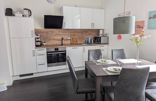 Rhein-Erft-Kreis District House | Charming little guest house ‘Pia’ - centrally located in Bedburg near Colognen