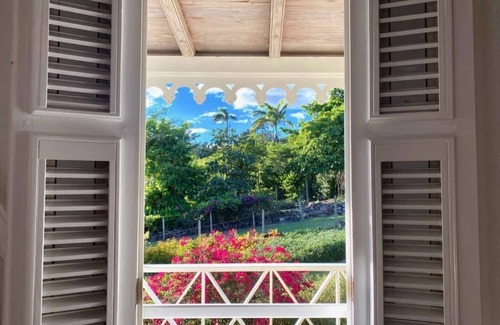 Pond Hill Cottage | Charming Nevis Cottage with pool and ocean view on grounds of Hermitage Inn