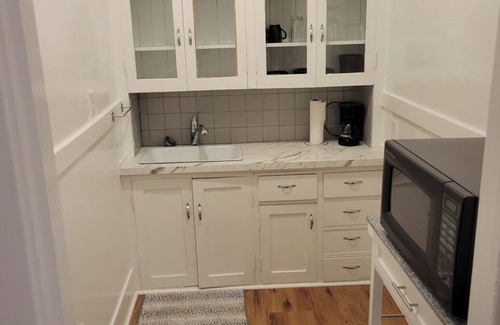 Malta Apartment | Charming newly remodeled studio apartment in wonderful Malta with AC, WiFi