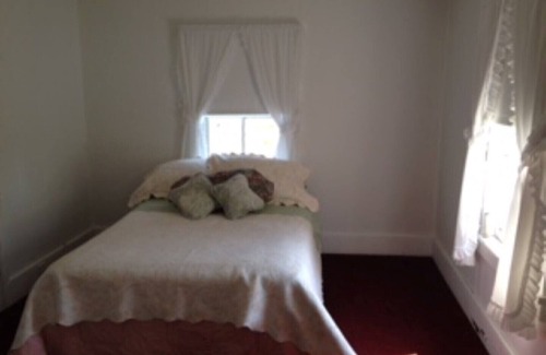 Oneida Castle Other | Charming old farmhouse in Oneida