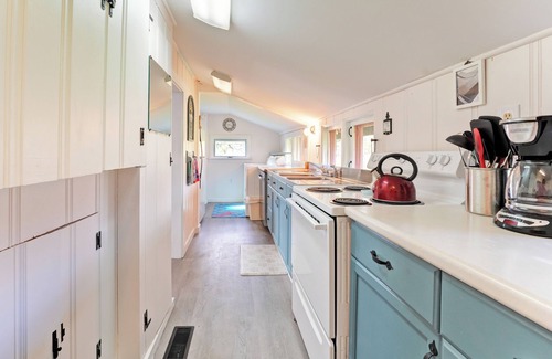 Orrs Island Cottage | Charming Orr's Island Cottage w/Ocean Views