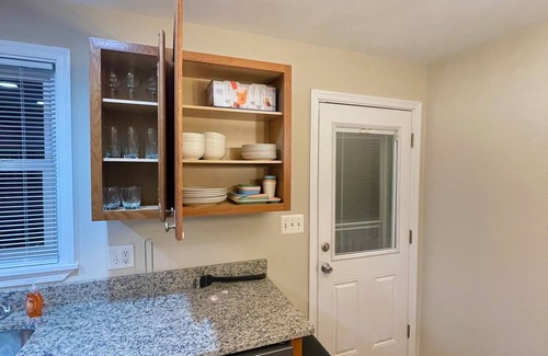 Fredericksburg House | Charming Pet Friendly 4-bedroom house in quaint Fredericksburg with WiFi, AC