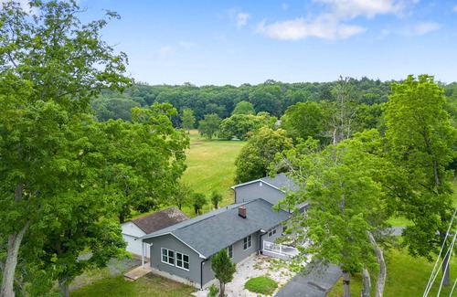 East Stroudsburg House | Charming Poconos retreat w/hot tub & fireplace | Pocono Pines by Boutiq