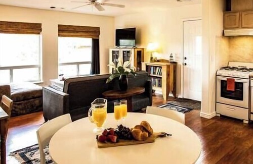 West Sedona House | Charming Private Cozy Suite one bedroom with views