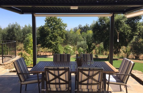 Nossa Senhora do Pranto Villa | Charming, quiet, rustic villa with modern interior