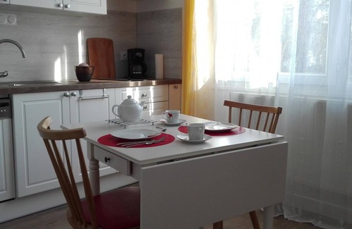 Muides-sur-Loire Cottage | Charming Renovated Cottage Near Château de Chambord with Private Garden and Modern Amenities