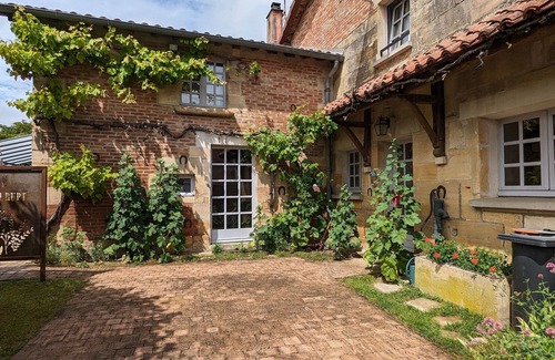 Contrisson Cottage | Charming Renovated Farmhouse with Garden, Terrace, and Near Lake Der for 6 Guests