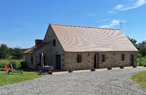 Franchesse Cottage | Charming Renovated Farmhouse with Garden, Ideal for Nature Lovers and Accessible for All