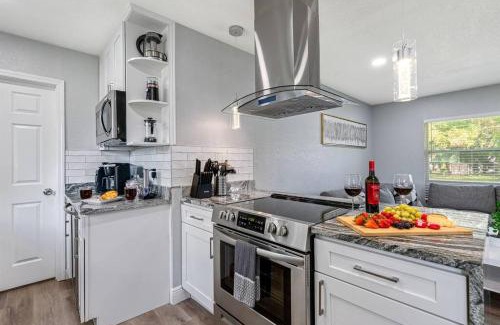 Brandon House | Charming & Renovated Home 20 Minutes from Tampa