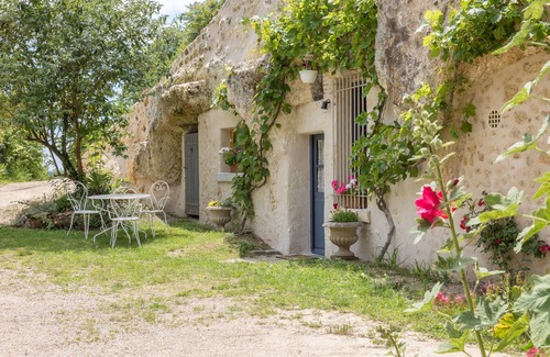 Noizay Cottage | Charming residence troglodyte