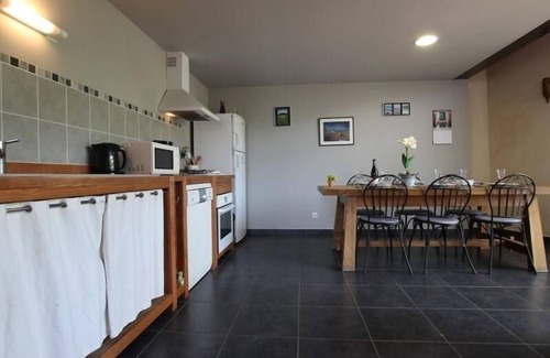 Ceaux-d'Allegre Cottage | Charming Restored Barn with Modern Comfort, Garden & WiFi in Tranquil Setting