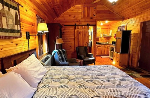 McClellandtown Cottage | Charming Rustic Cottage in the Heart of Laurel Highlands, PA Escape to this cozy, rustic retreat nestled in the stunning Laurel Highlands of Pennsylvania & Deer Creek Winery, where nature meets comfort & taste. Perfect for a weekend getaway or a
