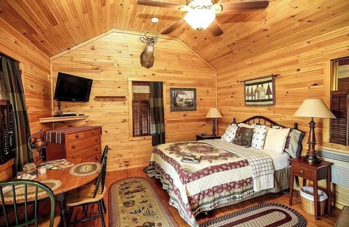 McClellandtown Cottage | Charming Rustic Cottage in the Heart of Laurel Highlands, PA Escape to this cozy, rustic retreat nestled in the stunning Laurel Highlands of Pennsylvania & Deer Creek Winery, where nature meets comfort & taste. Perfect for a weekend getaway or a