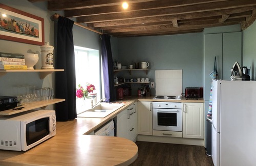 Faringdon Cottage | Charming self contained cottage in rural location