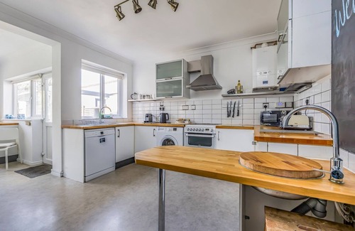 Chichester House | Charming South Coast Family Home | Pass The Keys