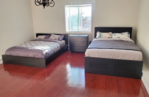 Richmond House | Charming spacious 3 bedroom 1 bath