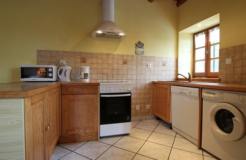 Allegre Cottage | Charming Stone House with Creek, Near Medieval Village, Pet-Friendly