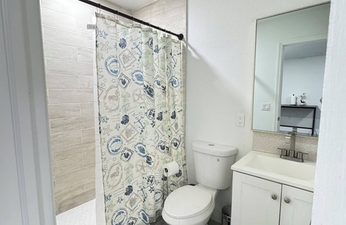 Lake Worth Corridor Apartment | Charming Studio Apartment at Lake Worth Beach!