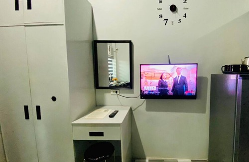 Cagayan de Oro Apartment | Charming Studio with AC, fully-functional kitchen, and WiFi in Downtown CDO