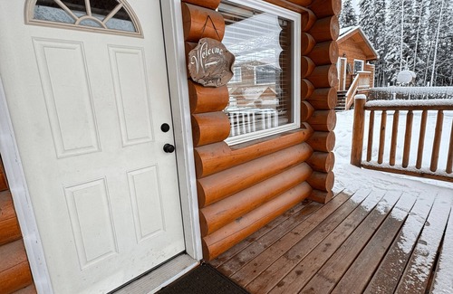 Cooper Landing Apartment | Charming Studio in Cooper Landing – Close to Trails & Outdoor Adventures