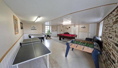 Plemet House | Charming traditional 2-Bed Cottage near Plemet