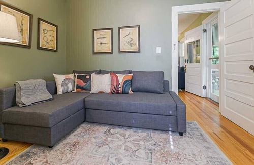 Montreat House | Charming Updated 1920's Cottage - Perfect for Groups and Families