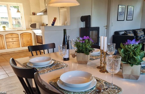 Slette Strand House | Charming vacation home with 3 bedrooms, 2 bathrooms and oven