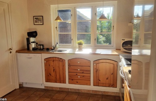 Slette Strand House | Charming vacation home with 3 bedrooms, 2 bathrooms and oven