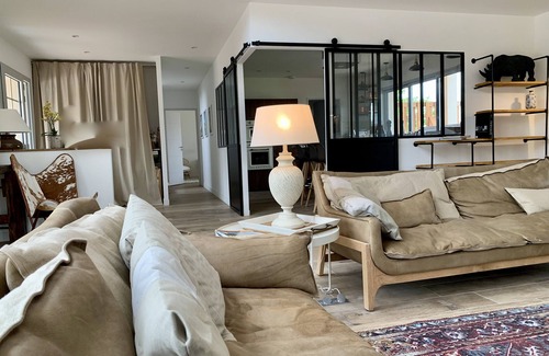 Labastide-Marnhac Villa | Charming villa with swimming pool & SPA - 10 peoplen4 bedrooms, 4 bathrooms