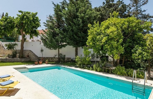Armenoi Villa | Charming Villa, A/C, Private Pool, Pretty Garden in Armeni - 400m to Tavernas & 10km to Rethymno!