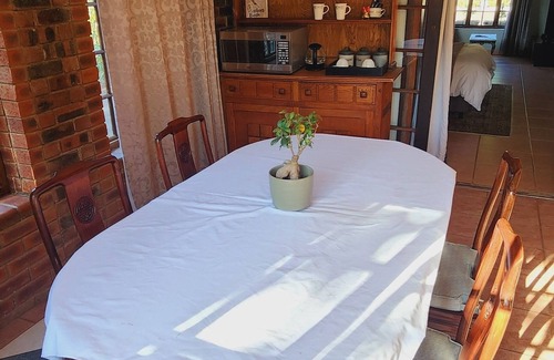 Winston Park Villa | Charming villa with WiFi in Gillitts